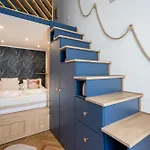 Solar System Apartment With Gallery
